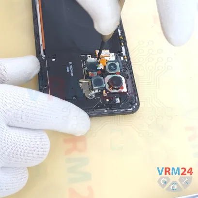 How to disassemble Huawei Nova 14 Pro, Step 7/3