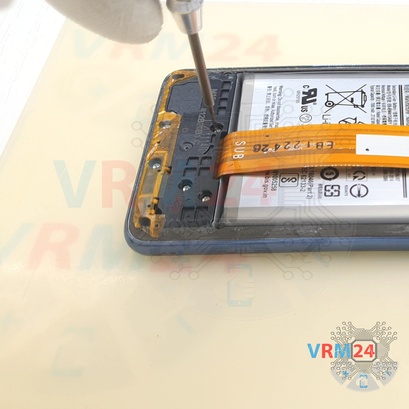 Cómo desmontar Samsung Galaxy M51 SM-M515, Paso 4/4