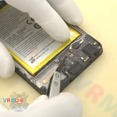 How to disassemble ZTE Blade V20 Smart, Step 13/3