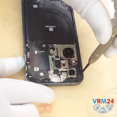 How to disassemble Huawei Pura 70, Step 6/3