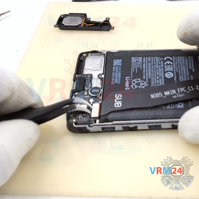 How to disassemble Xiaomi Redmi Note 10, Step 9/3