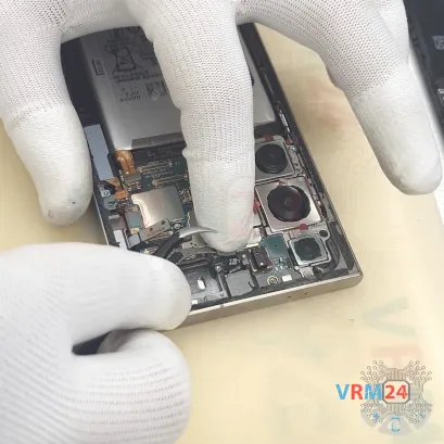 How to disassemble Samsung Galaxy S24 Ultra SM-S928, Step 15/3