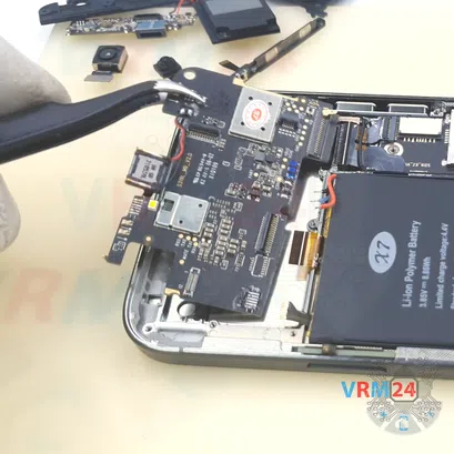 How to disassemble Fake iPhone 13 Pro ver.1, Step 17/3