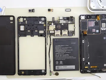 How to disassemble Lenovo A7000