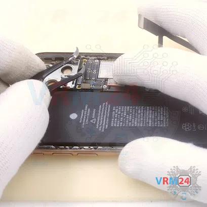 How to disassemble Apple iPhone 11 Pro Max, Step 13/5