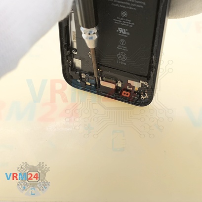 Cómo desmontar Apple iPhone 12 mini, Paso 19/8