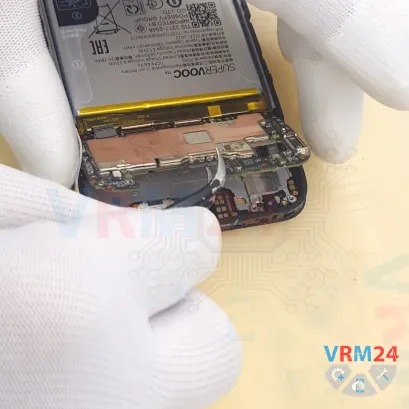 How to disassemble Realme 15T, Step 16/3