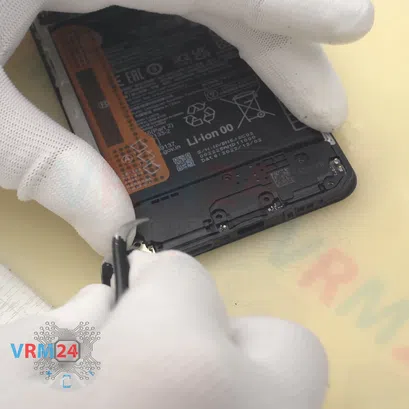 How to disassemble Xiaomi POCO X5, Step 13/3