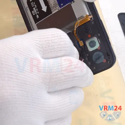 How to disassemble Samsung Galaxy A17 4G SM-A175, Step 6/2