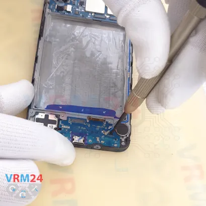 How to disassemble Samsung Galaxy A17 4G SM-A175, Step 12/3