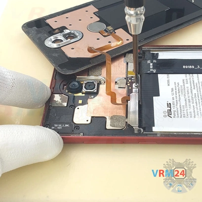 How to disassemble Asus ZenFone 5 Lite ZC600KL, Step 4/3