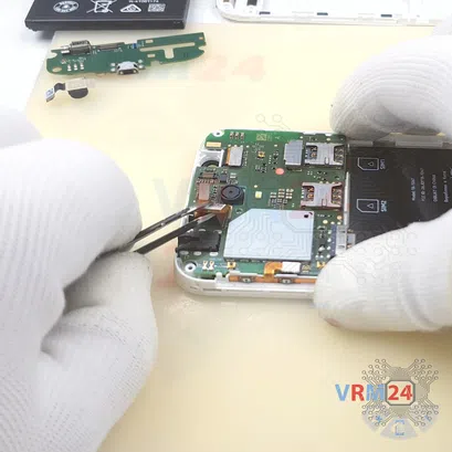How to disassemble Nokia 1 TA-1047, Step 10/5