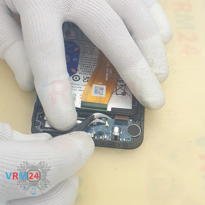 How to disassemble Samsung Galaxy A14 SM-A145, Step 10/2