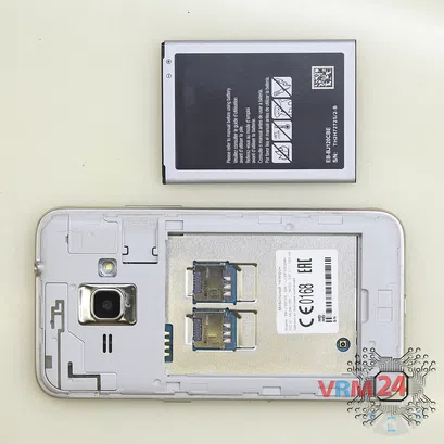 Como desmontar Samsung Galaxy J1 (2016) SM-J120 por si mesmo, Passo 2/2