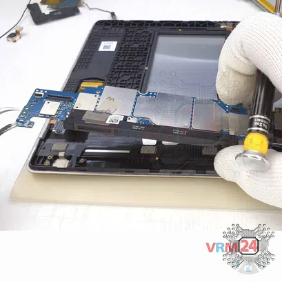 Cómo desmontar Lenovo Tab M10 TB-X605L, Paso 13/4