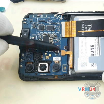 Cómo desmontar Samsung Galaxy A13 SM-A135, Paso 8/3