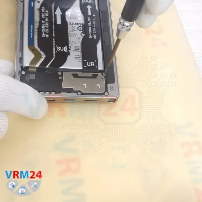 Como desmontar Samsung Galaxy S25 Ultra SM-S938 por si mesmo, Passo 8/3