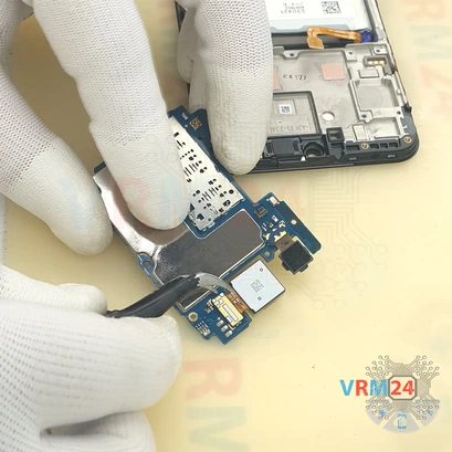 How to disassemble Samsung Galaxy A24 SM-A245, Step 16/3