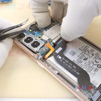 How to disassemble Samsung Galaxy S21 SM-G991, Step 13/3