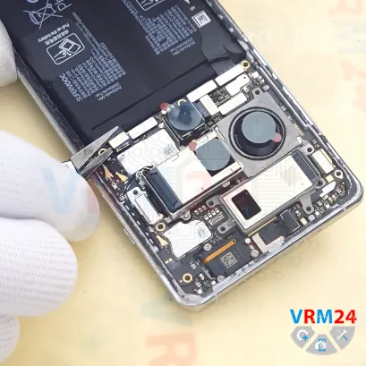 How to disassemble Oppo Find X7 Ultra, Step 8/2