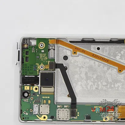 Cómo desmontar Nokia Lumia 930 RM-1045, Paso 6/2