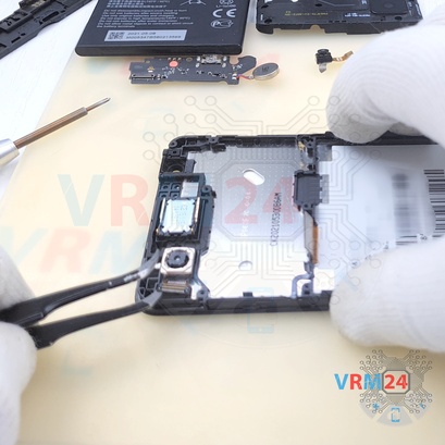 How to disassemble ZTE Blade A31, Step 13/3