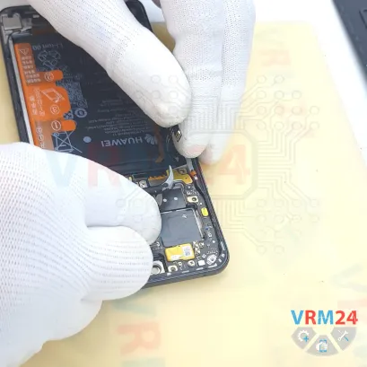 How to disassemble Huawei Nova 14 Pro, Step 11/2