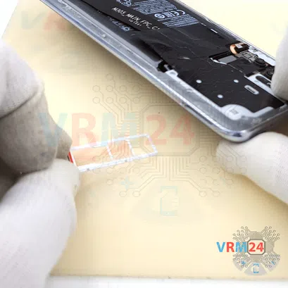 How to disassemble Xiaomi Redmi Note 10, Step 2/5