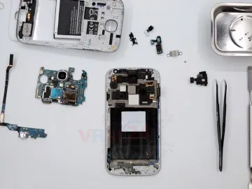 How to disassemble Samsung Galaxy S4 GT-i9500
