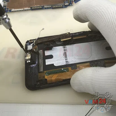 How to disassemble HTC One M9 Plus, Step 10/3