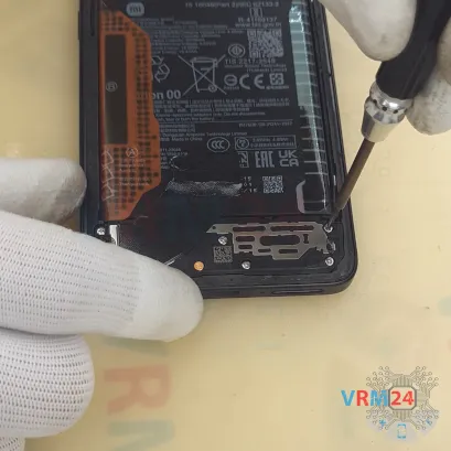 Cómo desmontar Xiaomi 14T Pro, Paso 8/3