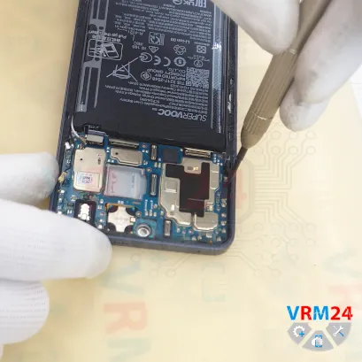 How to disassemble Realme 13+, Step 14/3