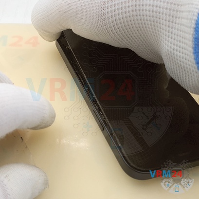 How to disassemble Apple iPhone 12, Step 4/6