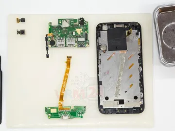 How to disassemble ZTE Blade L4