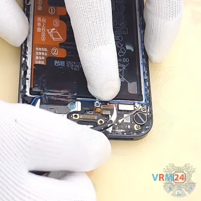 Cómo desmontar Huawei Nova 13, Paso 12/2
