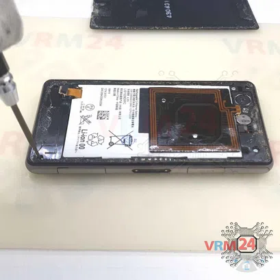 Cómo desmontar Sony Xperia Z1 Compact, Paso 6/3