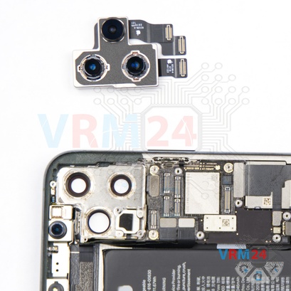 How to disassemble Apple iPhone 11 Pro, Step 9/2