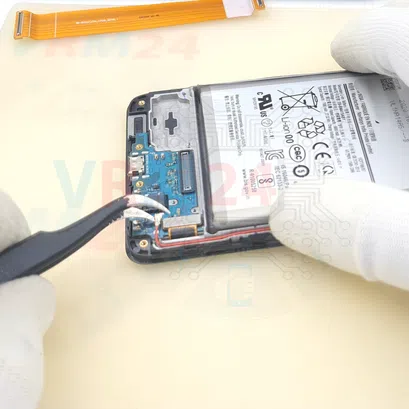 Como desmontar Samsung Galaxy M51 SM-M515 por si mesmo, Passo 8/2