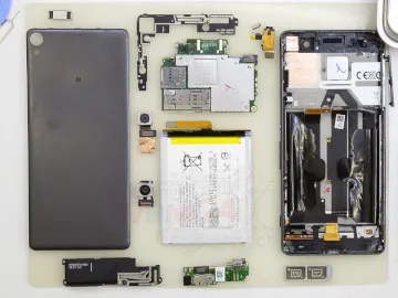 How to disassemble Sony Xperia XA