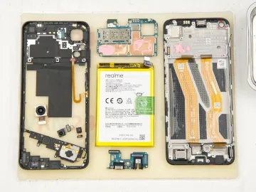 How to disassemble Realme 11