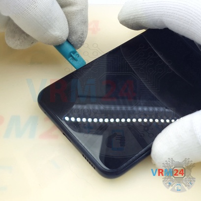 How to disassemble ZTE Blade A7s, Step 3/3