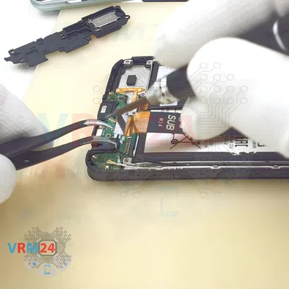 How to disassemble Samsung Galaxy A22s SM-A226, Step 10/4