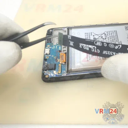 How to disassemble Samsung Galaxy A22 SM-A225, Step 8/3