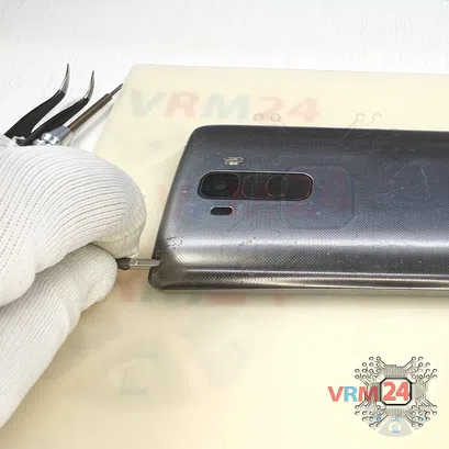 How to disassemble LG G4 Stylus H635, Step 2/3