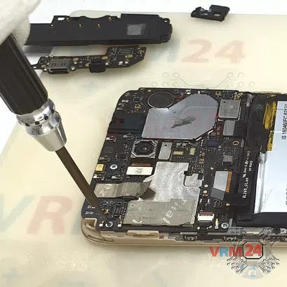 How to disassemble Motorola Moto M TX1663, Step 11/4