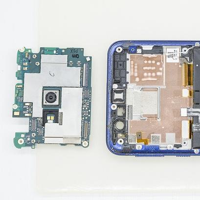How to disassemble HTC U Play, Step 13/2