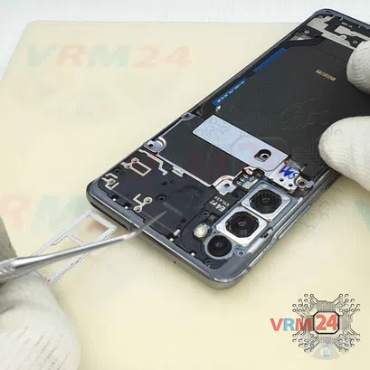 Como desmontar Samsung Galaxy S20 SM-G981 por si mesmo, Passo 2/4