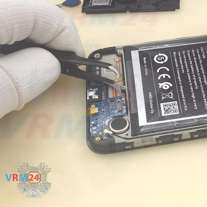 How to disassemble Nokia 1.4 TA-1322, Step 11/3