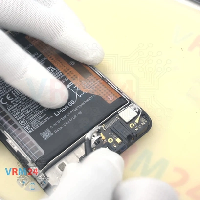How to disassemble Xiaomi POCO M4 Pro 5G, Step 13/3