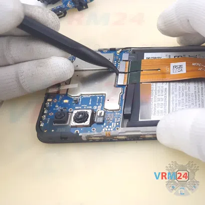 Como desmontar Samsung Galaxy A03 SM-A035 por si mesmo, Passo 11/2
